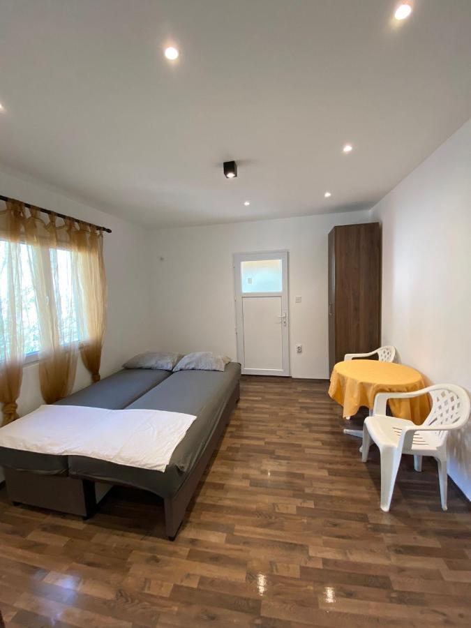 Apartmani Lala 2 Canj Ngoại thất bức ảnh
