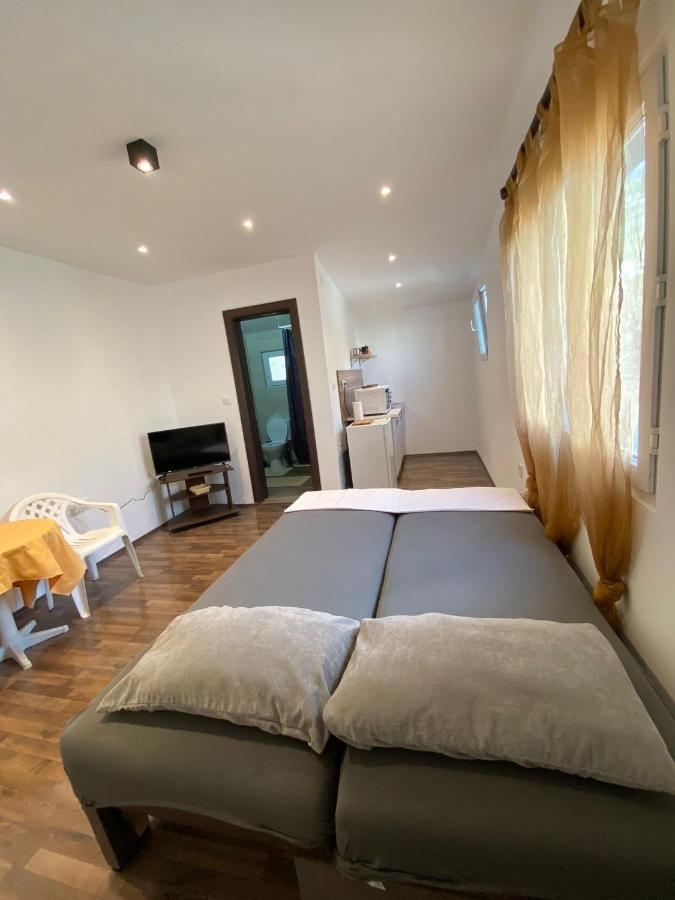 Apartmani Lala 2 Canj Ngoại thất bức ảnh
