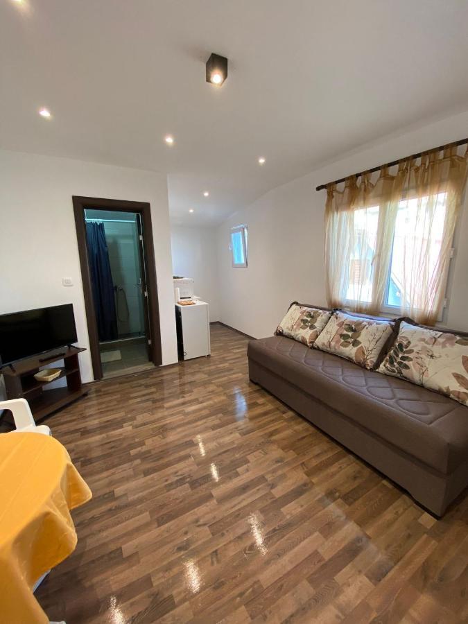 Apartmani Lala 2 Canj Ngoại thất bức ảnh
